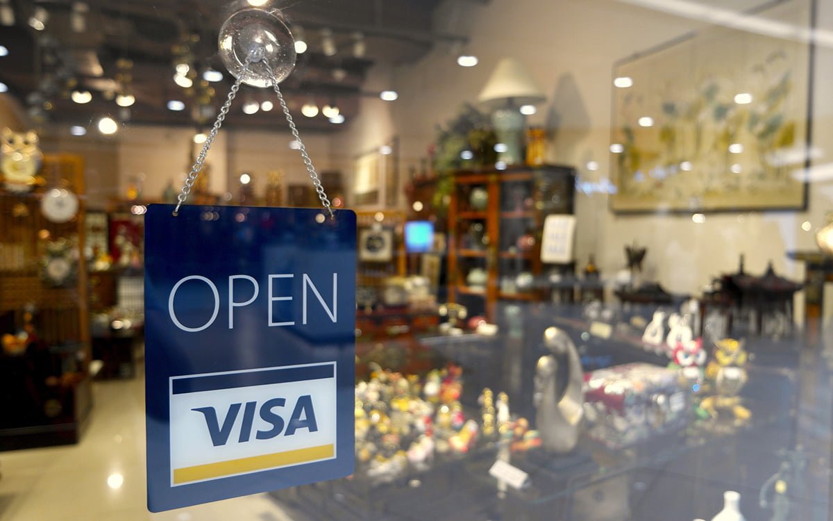 Articles about Credit Cards relating to Qualifying for a Home Loan